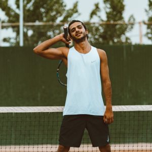 سپهر همائی نژاد مربی تنیس آکادمی اسکای کورت